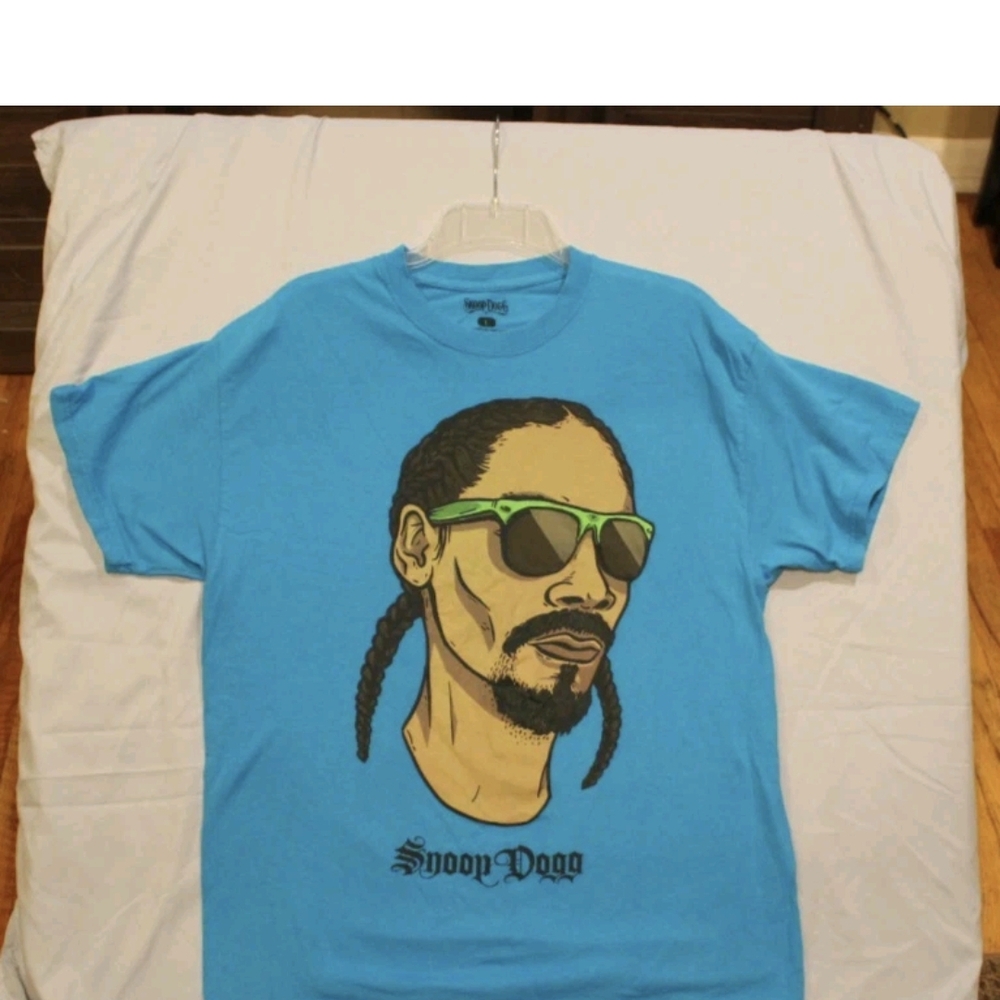 Vibrant Blue Graphic Tee with Iconic Design